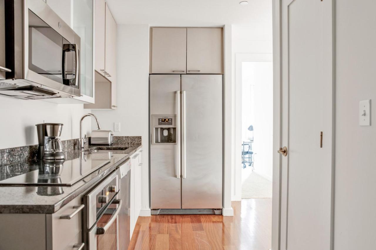 N Station 1br W Gym Roofdeck Nr Td Garden Bos-543 Boston